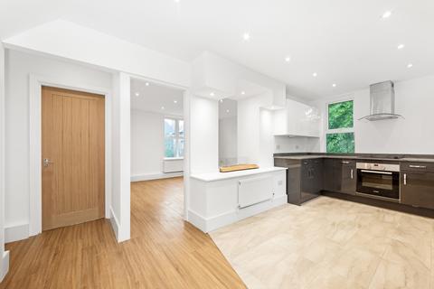 2 bedroom flat to rent, Hughes House, SE8