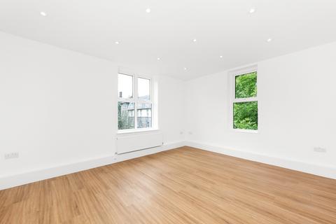 2 bedroom flat to rent, Hughes House, SE8