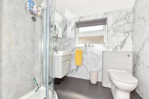 3 Devon Avenue, Walmer, Deal, CT14 7SE