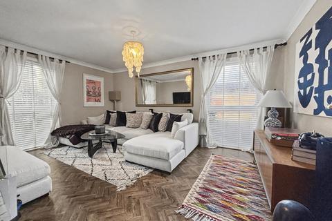 2 bedroom flat for sale, Bournemouth