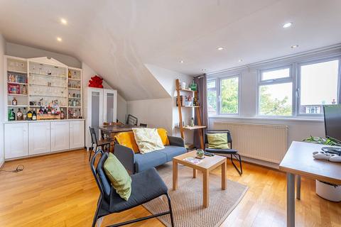 2 bedroom flat to rent, Corfton Road, Ealing, London, W5