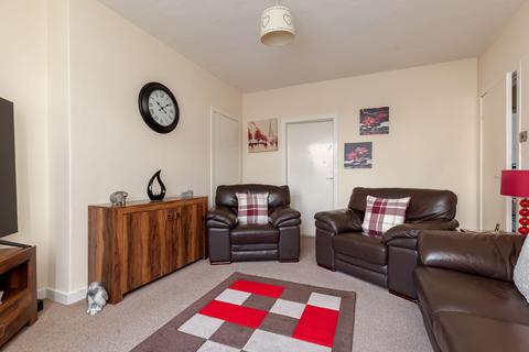 3 bedroom flat for sale, Bank Place, Leslie KY6