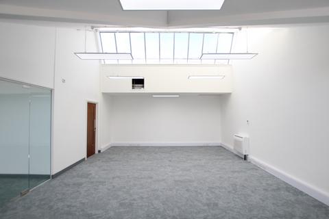 Office to rent, Conduit Lane, Hoddesdon EN11