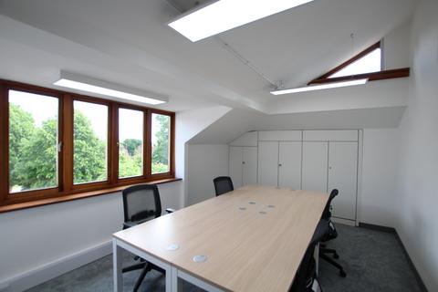 Office to rent, Conduit Lane, Hoddesdon EN11