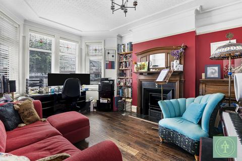 4 bedroom terraced house for sale, Firs lane, N21