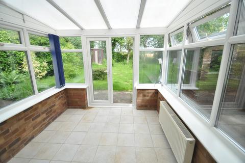 18 Dakings Drift, Halesworth, IP19 8TQ