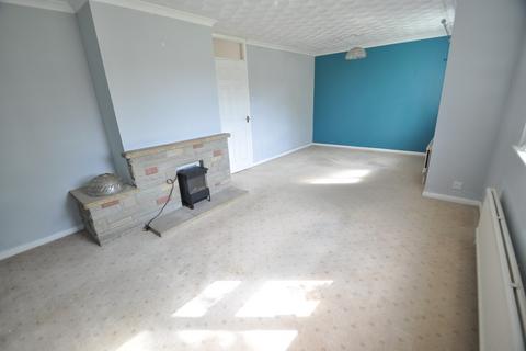 18 Dakings Drift, Halesworth, IP19 8TQ