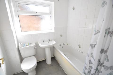 18 Dakings Drift, Halesworth, IP19 8TQ