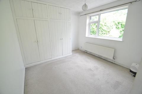 18 Dakings Drift, Halesworth, IP19 8TQ