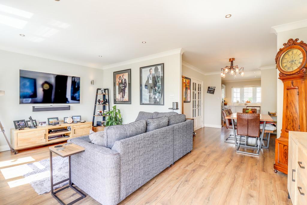 Southwell Road, South Benfleet 4 bed detached house for sale £495,000