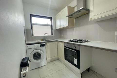 1 bedroom flat to rent, Thornton Heath CR7