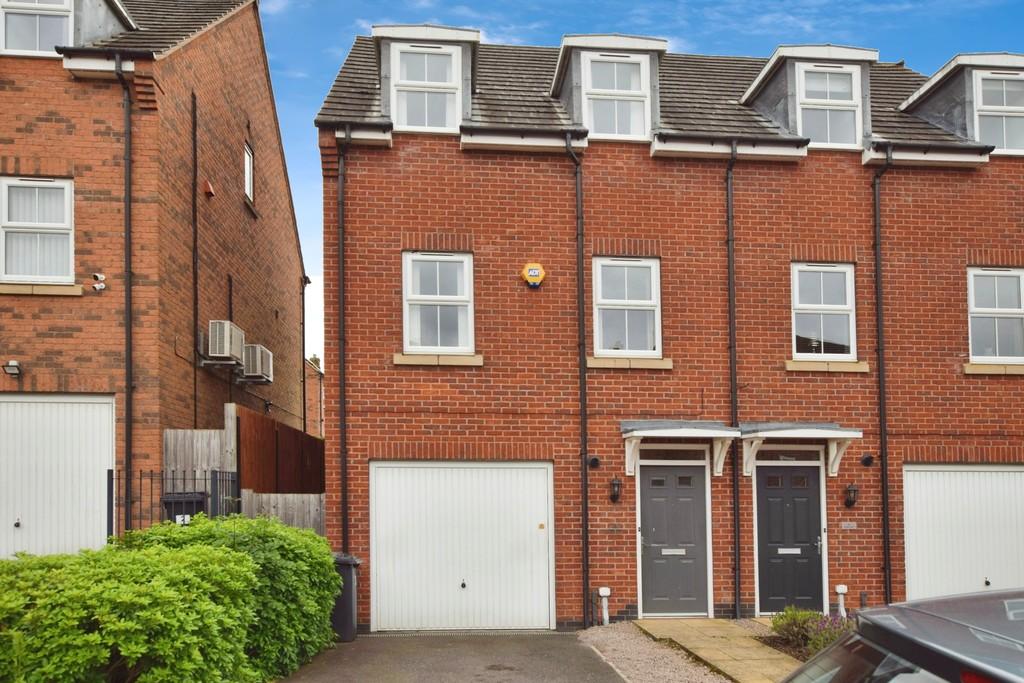 Oaklands Drive, Earl Shilton 3 bed semidetached house for sale £275,000