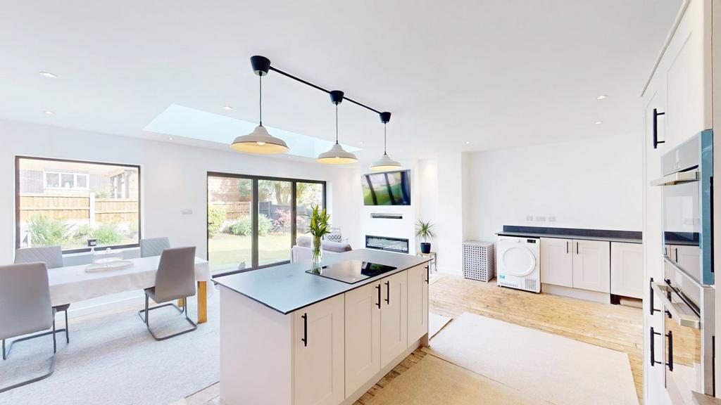 Broadway, Atherton, M46 4 bed detached house for sale £420,000