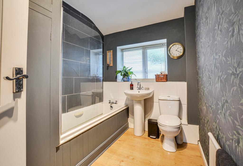 Main bathroom