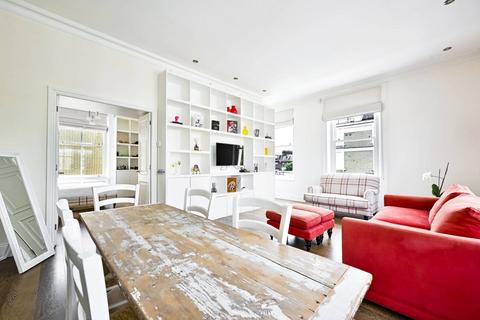 Flat 3, 9 Redcliffe Square, London, SW10 9LA