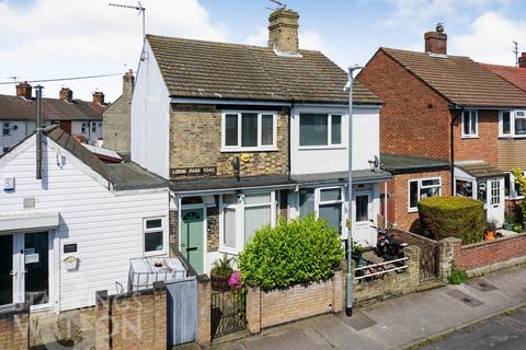 2 bedroom terraced house for sale, Lorne Park Road, Lowestoft