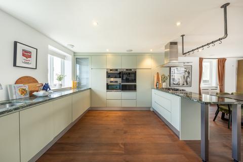 3 bedroom apartment for sale, Holland Park, London, W11