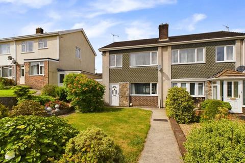 3 bedroom semi-detached house for sale, Knoll Gardens, Carmarthen