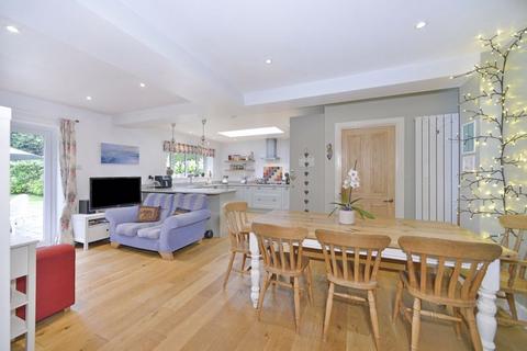 5 bedroom detached house for sale, Horsham Road, Cranleigh