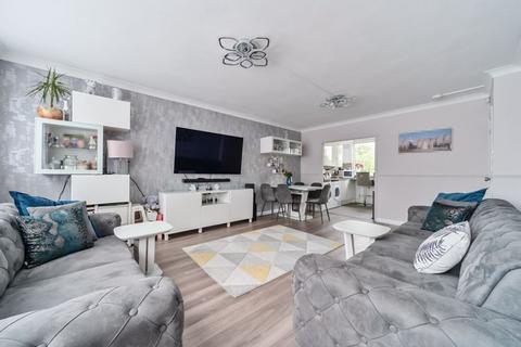 52a Avery Hill Road, London, SE9 2HE