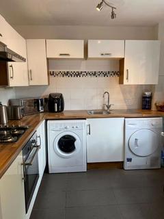 4 bedroom terraced house to rent, Oxley Close, London SE1