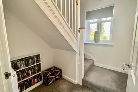 40 Abbott Way, Whetstone, Leicester, LE8 6RA