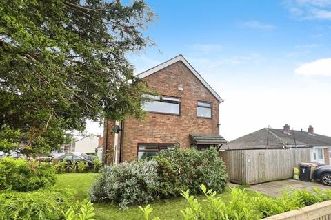 3 bedroom semi-detached house for sale, Denstone Crescent, Harwood