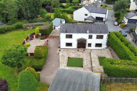 4 bedroom detached house to rent, Goodshawfold Road, Goodshaw, Rossendale, BB4