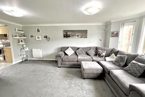 2 bedroom apartment for sale, Watling Gardens, Dunstable, LU6