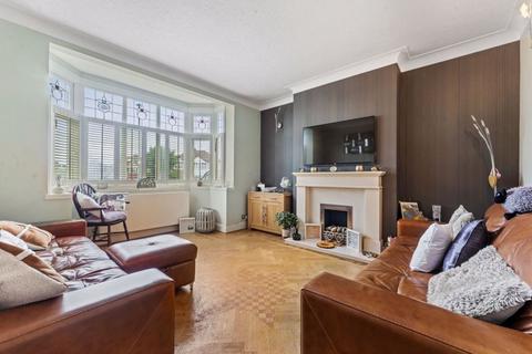 56 Ebbisham Road, Worcester Park, KT4 8NE