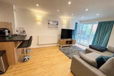 2 bedroom apartment to rent, Neptune House, Southampton