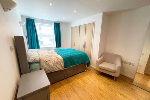 2 bedroom apartment to rent, Neptune House, Southampton