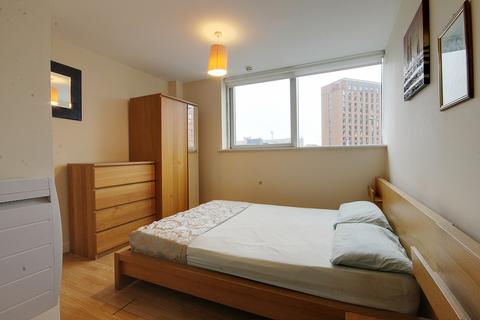 2 bedroom apartment to rent, Blackwall Way, E14