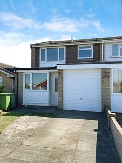 3 bedroom end of terrace house to rent, Jervis Avenue, Langney Point, Eastbourne, BN23