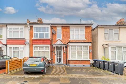 1 bedroom apartment for sale, Sidney Avenue, London, N13