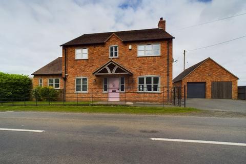 3 bedroom detached house for sale, Humbers Lane, Telford TF2