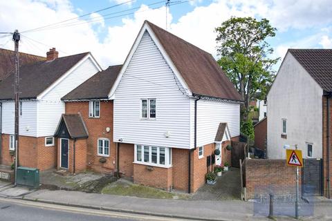 2 bedroom terraced house for sale, Market Place, Romford RM4