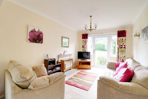 3 bedroom end of terrace house for sale, Poplar Way, Stafford ST17