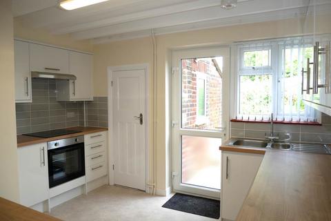 2 bedroom house to rent, Otford Road, Sevenoaks, Kent