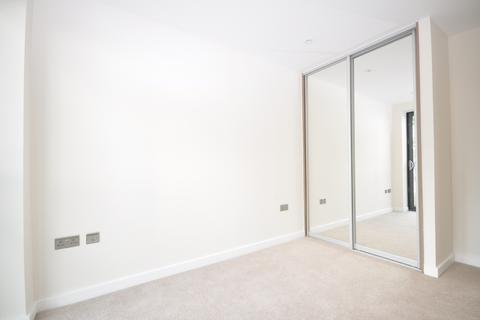 1 bedroom apartment to rent, North Street Horsham RH13