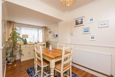 4 Moreland Close, Great Wakering, Southend-on-sea, SS3 0HD