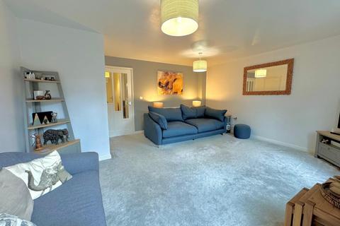 3 bedroom end of terrace house for sale, Haydon End, Swindon SN25