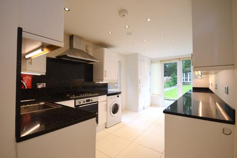 undefined, Creswick Road, London, W3 9HG