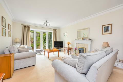 4 bedroom detached house for sale, Wentworth Gardens, Toddington, Bedfordshire, LU5