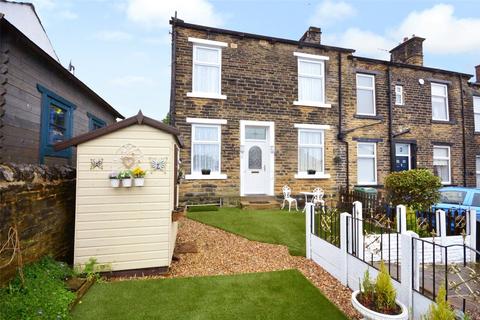 2 bedroom terraced house for sale, Station Street, Pudsey, West Yorkshire