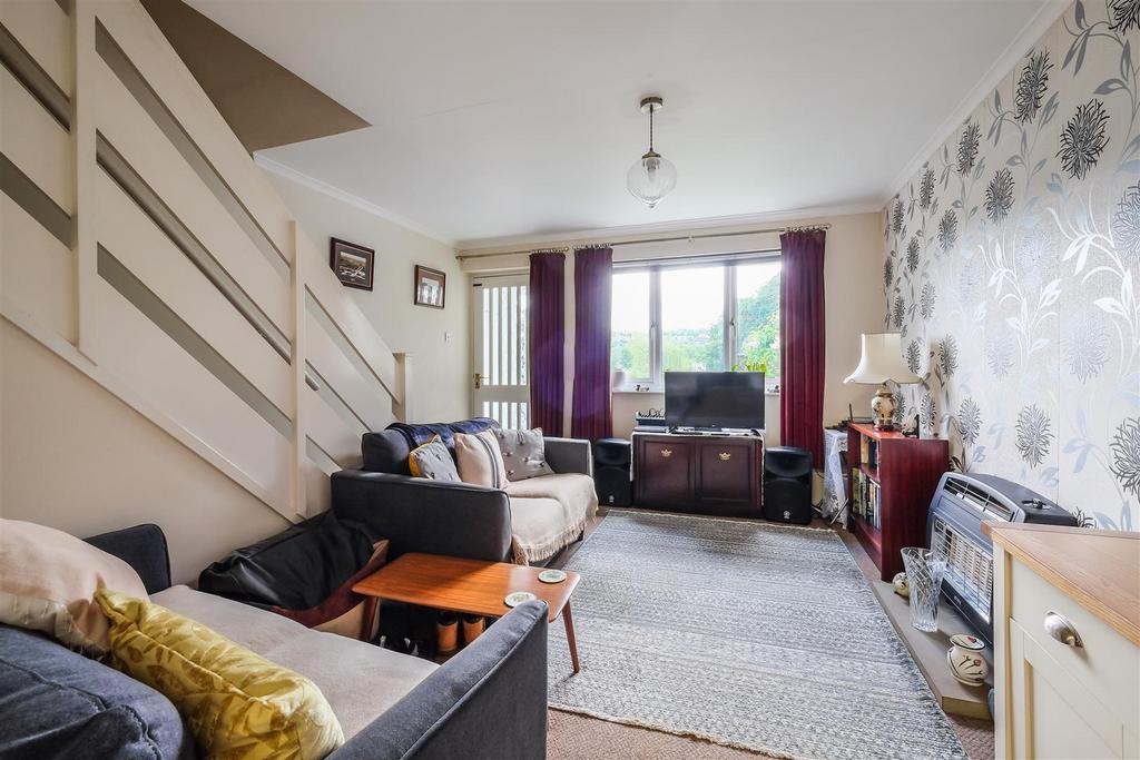 Wellgarth, Well Head, Halifax 2 bed terraced house for sale £165,000