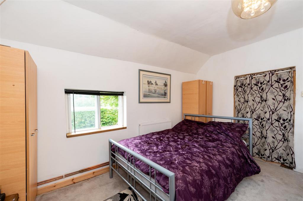 Lindridge Lodge - internals-2.JPG