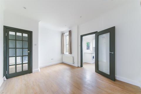 4 Orchard Road, Sutton, SM1 2QA