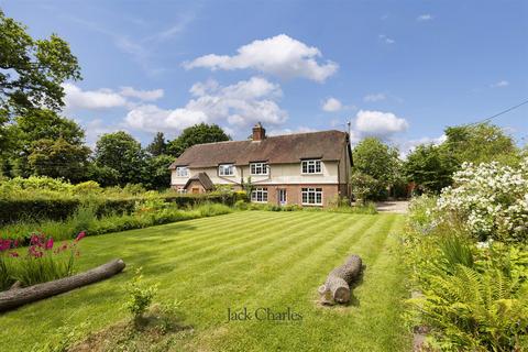 4 bedroom semi-detached house for sale, Garlands, Hildenborough, Tonbridge