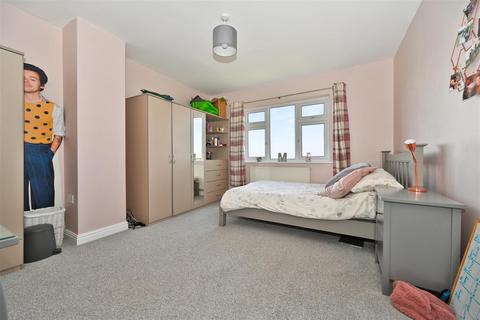5 bedroom semi-detached house for sale, Greenacre Park, Rawdon, Leeds